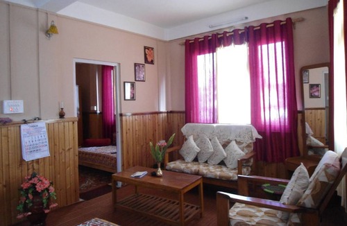 Mirik Resort | Private room ∙ 3 guests
