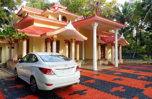 Cherthala Resort | Private room ∙ 4 guests