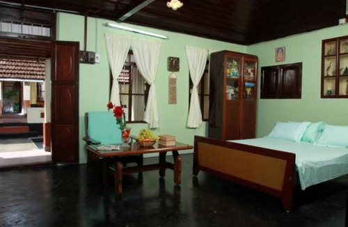 Alappuzha Resort | Private room ∙ 5 guests