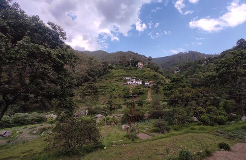 Nainital Resort | Private room ∙ 2 guests