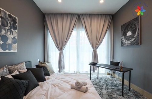 Subang Jaya House | Private Studio in Bungalow by LilyandLoft