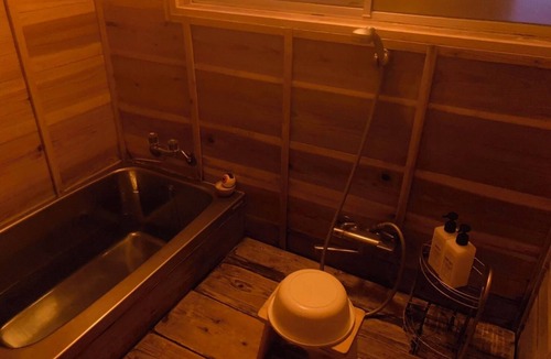 Sakyo Ward Apartment | Private tatami room inn Retro inn in front of bus and train station, accessible from anywhere in Kyoto, Osaka and Nara.