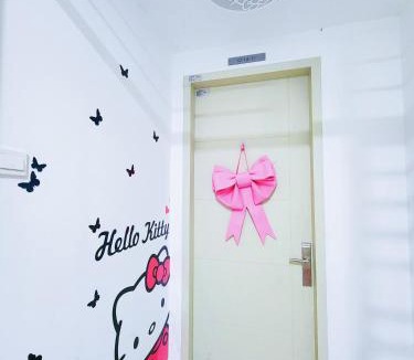 Puchong Apartment | Puchong HELLO KITTY Fully Air-Con Suite 47130 Puchong Selangor