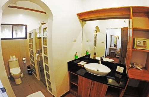Dauin Resort | Pura Vida Beach & Dive Resort