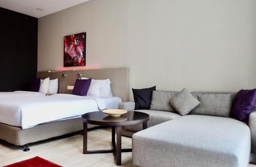 Damansara Perdana Hotel | Qliq Damansara Hotel
