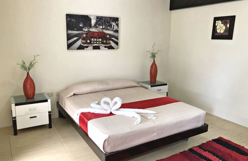 Candelaria Hotel | Quezon Premier Hotel Candelaria