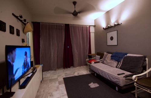Kampung Haji Abdullah Hukum Apartment | Quiet modern space in KL city