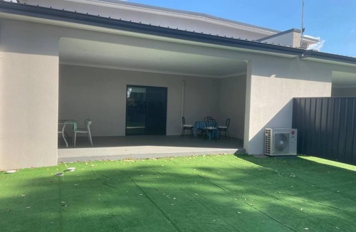 Mount Druitt House | Quiet Spacious Family House Mount Druitt