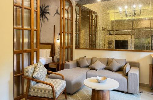 Gauravaddo House | Rainforest - Casa Azure 5 Min walk to the beach