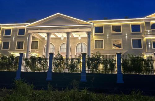 Changanacherry Hotel | raj Regent kurichy