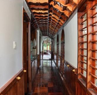 Kumarakom House | Rajahamsam Houseboat