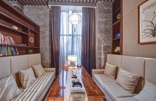 Shizhong District Hotel | Ramada Leshan