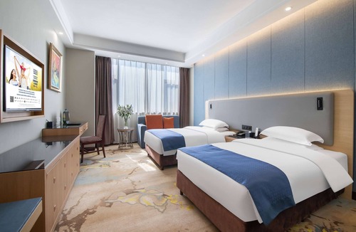Lanshan District Hotel | Ramada Linyi North
