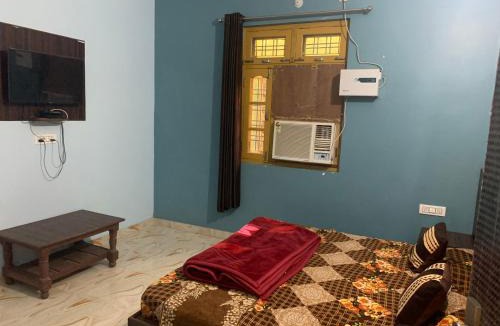 Sirala House | Ratan Palace