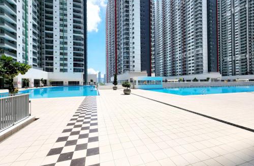 Salak South Apartment | RC Residence 6 pax by Define Suite