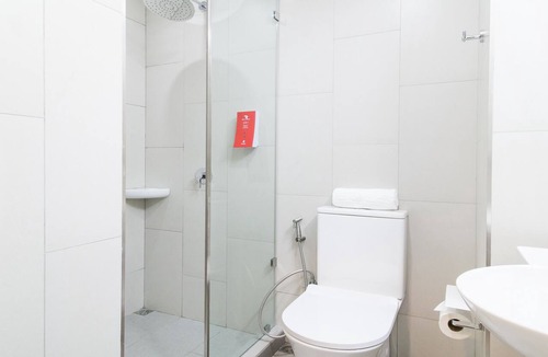 Bonifacio Global City Hotel | Red Planet BGC The Fort