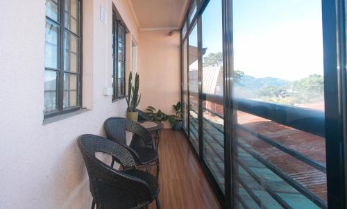 Baguio Hotel | RedDoorz Hostel @ Faes Transient House