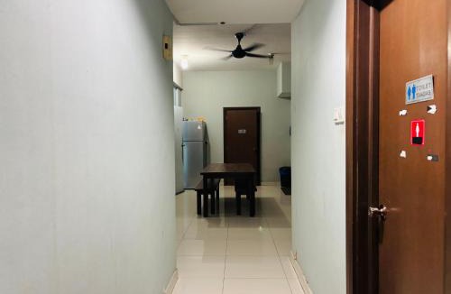 Chow Kit Hostel | Regalia Skypool KLCC Dorms By Tasrifa