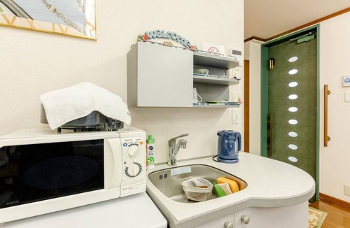 Kita Ward House | Relax and unwind in a room with a Simmons bed Limited to one group Close to 3 train lines - MOZU HOUSE A room/Sakai Ōsaka