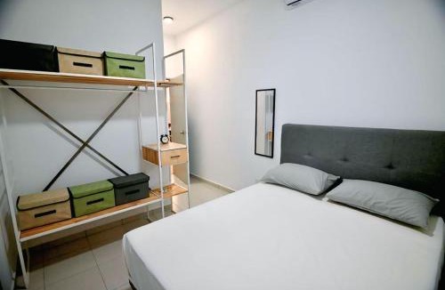 Sungai Buloh Apartment | Relax & Recharge in 3BR condo at The Zizz