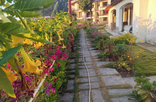 Shyamkhet Villa | Relax, rejuvenate and experience authentic Kumaoni cuisine and Ayurvedic spa.