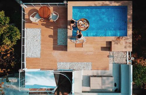 Bang Bao Bay Resort | Resolution Resort