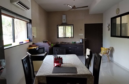 Nadiad Villa | Resort villa with 8 bedrooms, 9.5 bathrooms, swimming pool, Gazebo, Barbeque