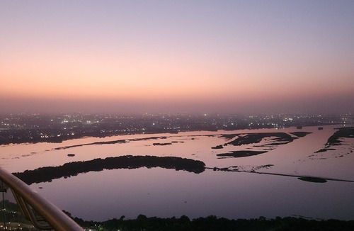 Noida Apartment | River facing ultracozy bohemian studio apartment @ 41st floor near south Delhi
