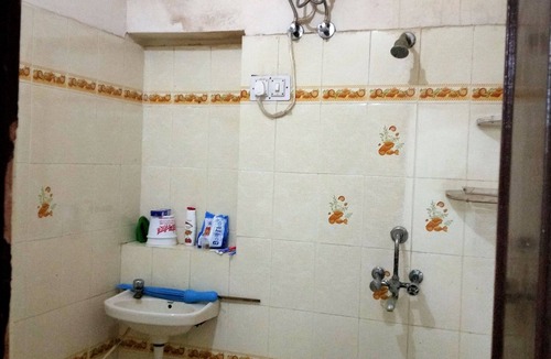 Jagatpura Apartment | Room in Jaipur