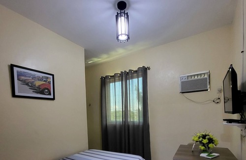 Javalera Bed & Breakfast | Rooms R Us - Villa Elsie Resort