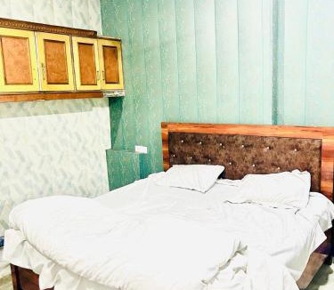 Civil Lines Hotel | Rose world stay