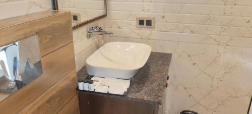 Turuk Hotel | Rosebluth Inn