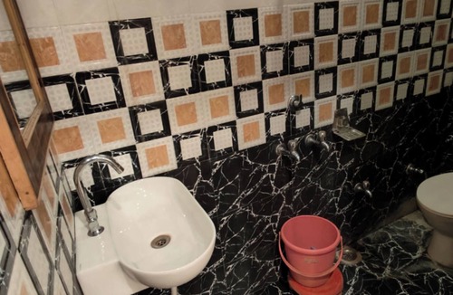 Allahabad Hotel | Royal Kashi Lodge