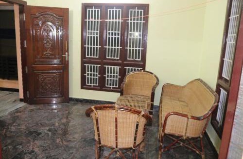 Courtallam Apartment | Royal Peters Holiday Homes, Main Falls, Coutralam