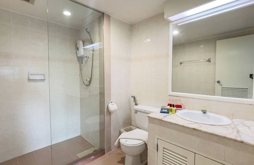 Trang Hotel | Rua Rasada Express