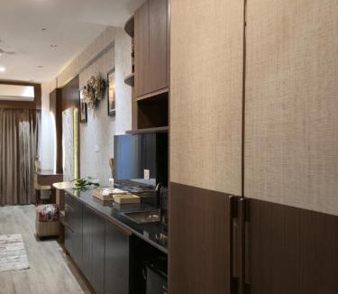 Sikandarabad Bed & Breakfast | runway suites