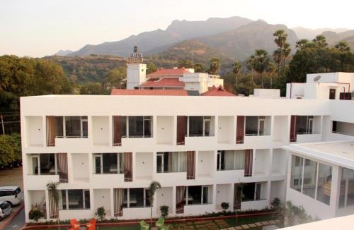 Courtallam Hotel | SAARAL RESORTS & HOTELS PVT Ltd