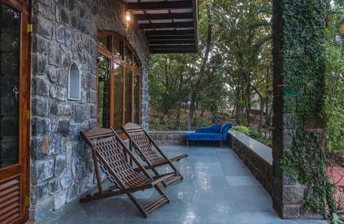 Murud Villa | Saffronstays Alma Grove 3 BR Pet friendly with Pool & Nature View