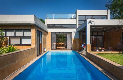 Roha Villa | SaffronStays Nightingale