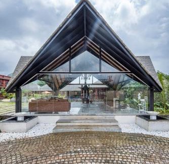 Paud House | SaffronStays The Mistty Mountain
