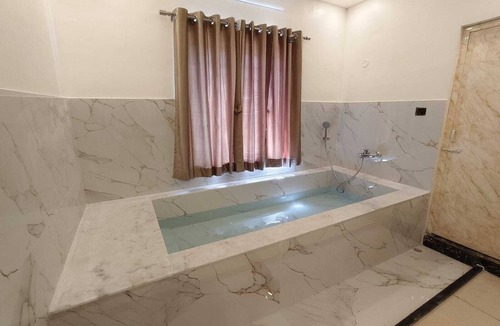 Kuilapalayam Hotel | Sai RBM Grand Inn