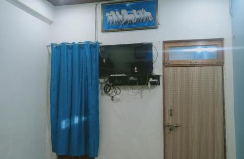 Phulpur House | Saksham Guest House