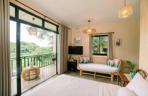 Majayjay Hotel | Samkara Restaurant and Garden Resort