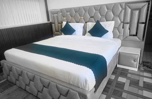 Sirala Hotel | Samlaun