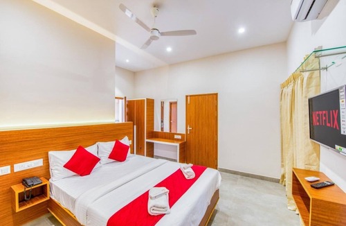 Courtallam Resort | Sandanams Villa Coutralam
