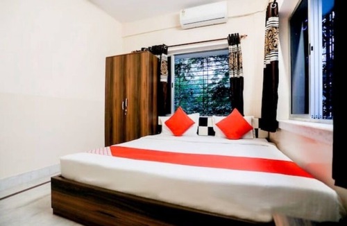 New Town Apartment | Saver Rooms with amenities near biswa bangla gate and kolkata airport