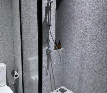 Kuala Lumpur City Centre Apartment | Scarletz Suites KLCC by Elysian