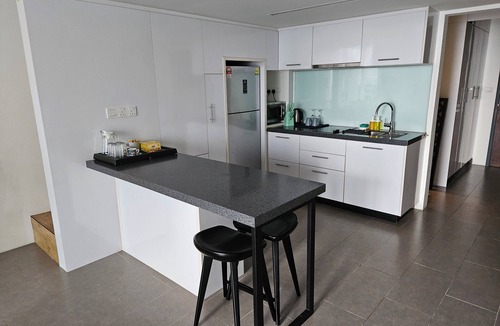 Brickfields Condo | Scenic Balcony Suite @ EST Bangsar with Amazing Night View Perfect for Couples