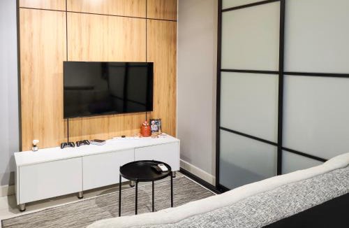 Kuala Lumpur Apartment | Scenic Living Homestay Studio