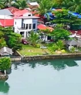 Escalante City House | Sea Breeze Beach House near sandbars and beaches and near to Danao port